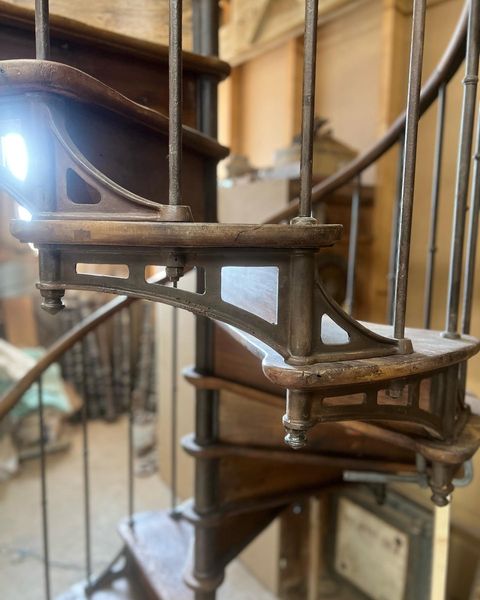 Cast-iron spiral staircase Grenoble de Luxe
